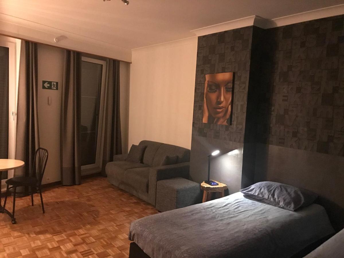 Cosy Room Хасселт Экстерьер фото